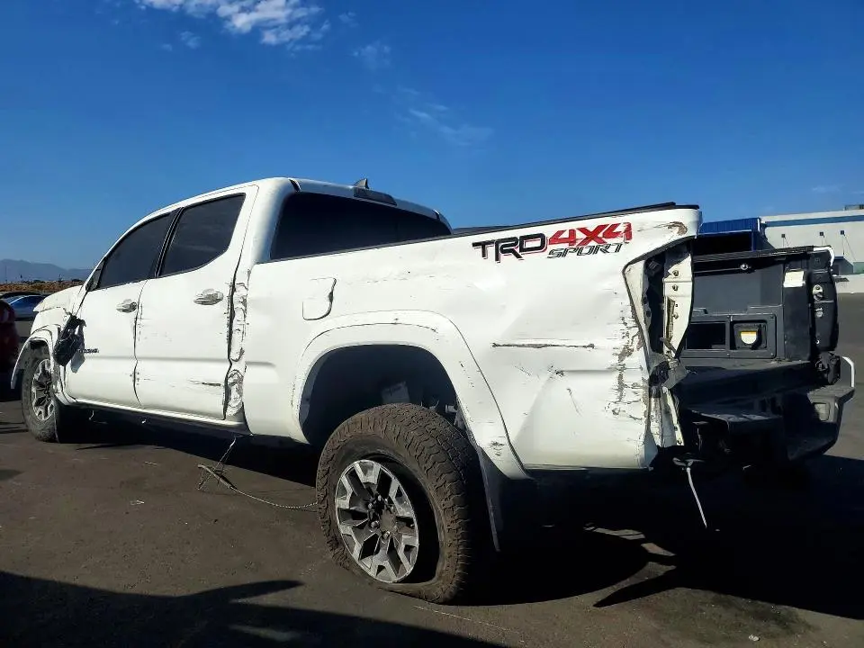 2017 TOYOTA TACOMA TRD SPORT  