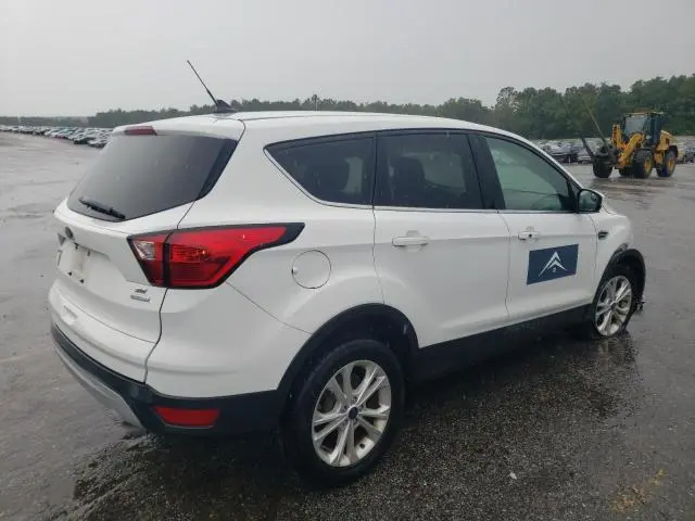 2019 FORD ESCAPE SE  