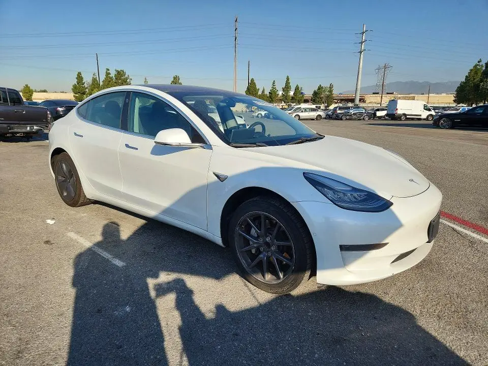 2020 TESLA MODEL 3   
