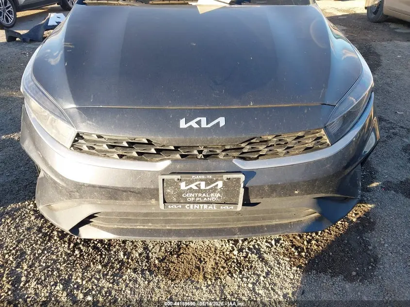 2023 KIA FORTE LXS