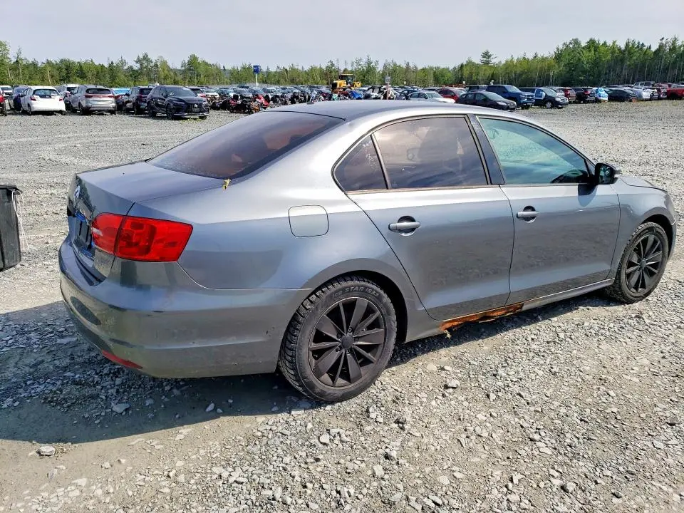 2014 VOLKSWAGEN JETTA BASE  