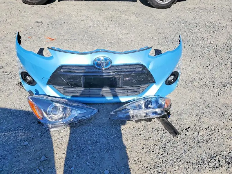 2015 TOYOTA PRIUS C FOUR  