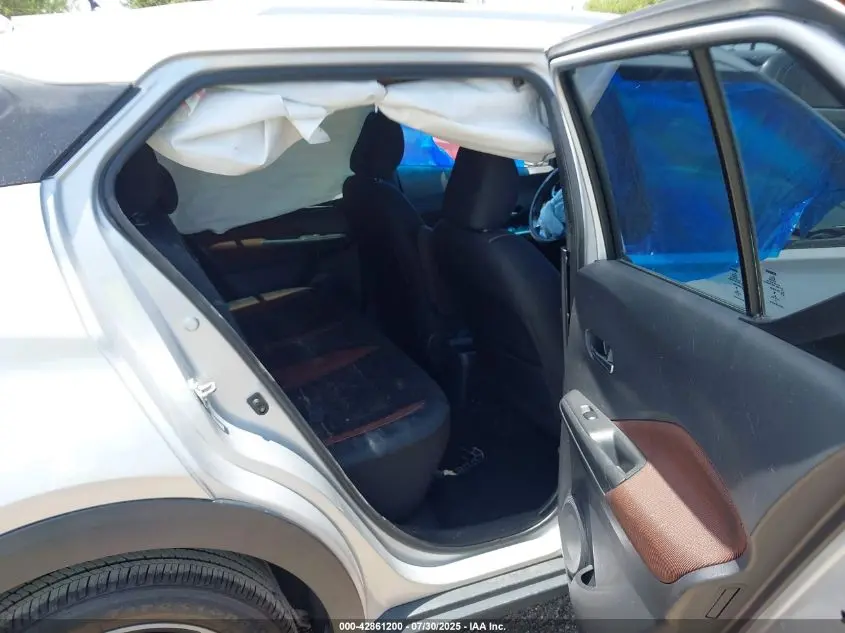 2019 NISSAN KICKS SR