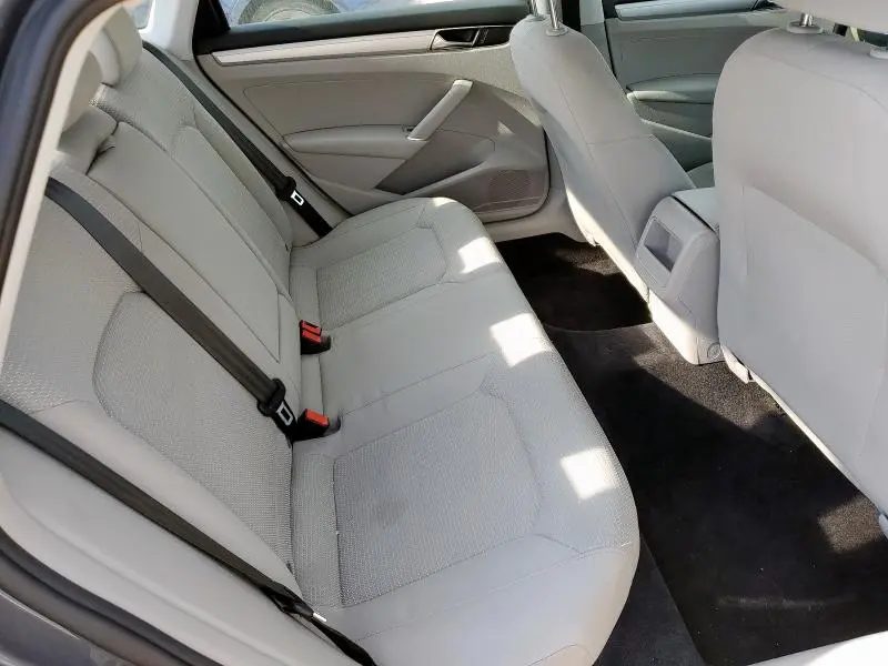 2017 VOLKSWAGEN PASSAT S