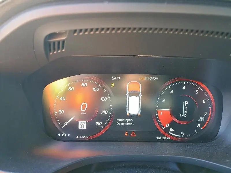 2021 VOLVO XC60 T5 R-DESIGN  