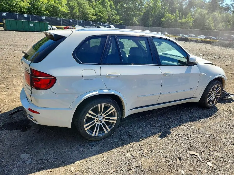 2013 BMW X5 XDRIVE50I  