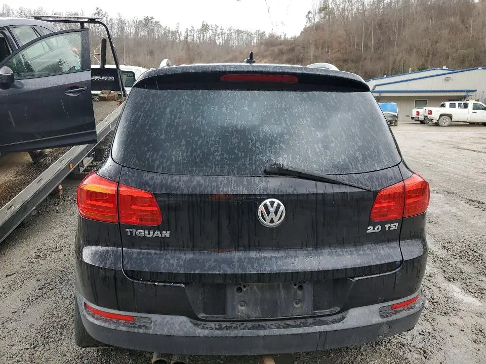 2013 VOLKSWAGEN TIGUAN S  
