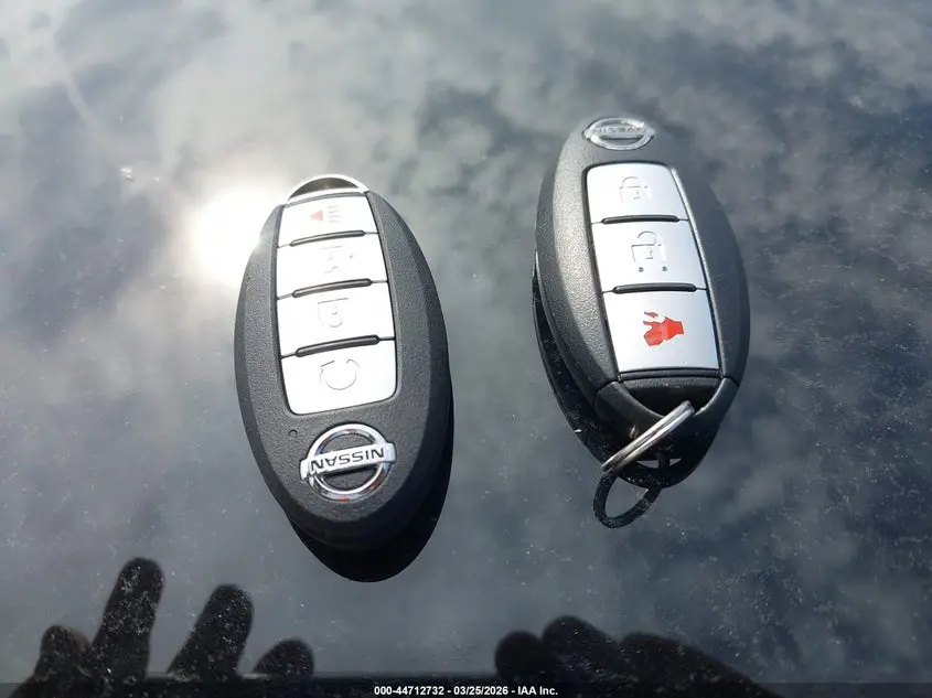 2010 NISSAN MURANO SL