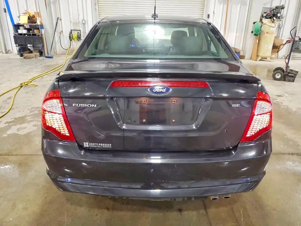 2011 FORD FUSION SE  