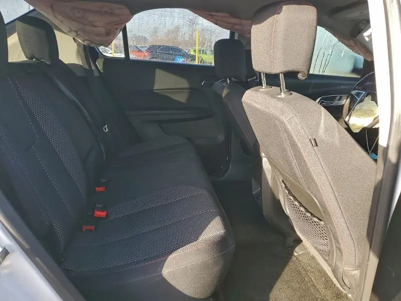 2015 CHEVROLET EQUINOX LT  