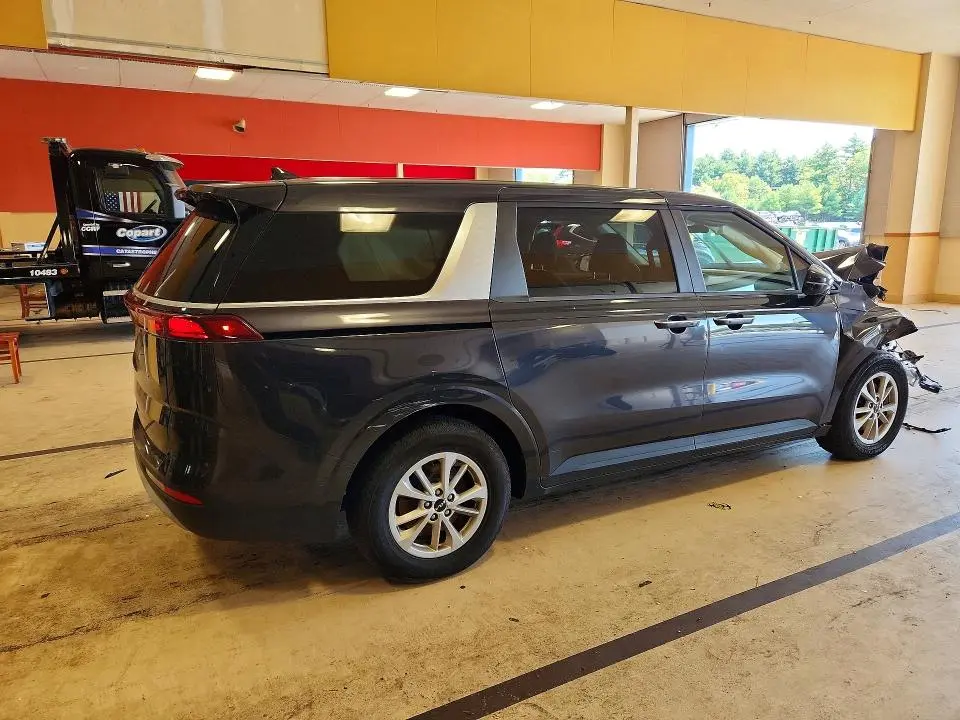 2022 KIA CARNIVAL LX  