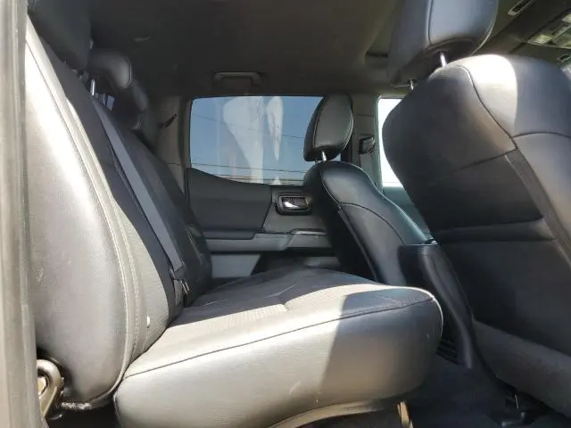 2022 TOYOTA TACOMA DOUBLE CAB  