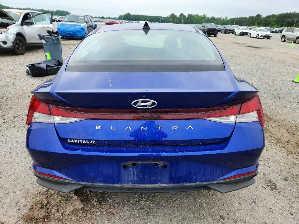 2021 HYUNDAI ELANTRA SEL  