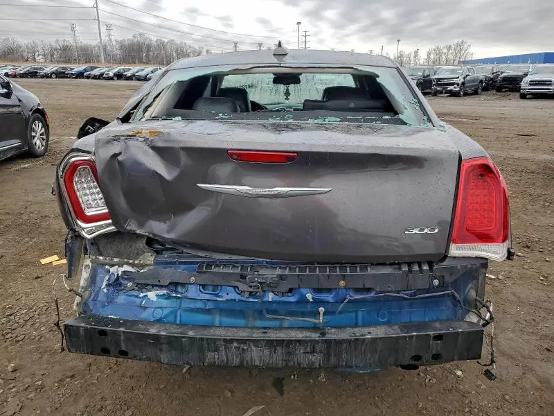 2017 CHRYSLER 300C   