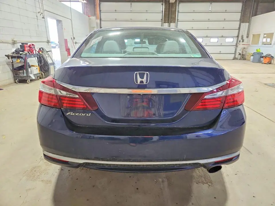 2017 HONDA ACCORD LX  