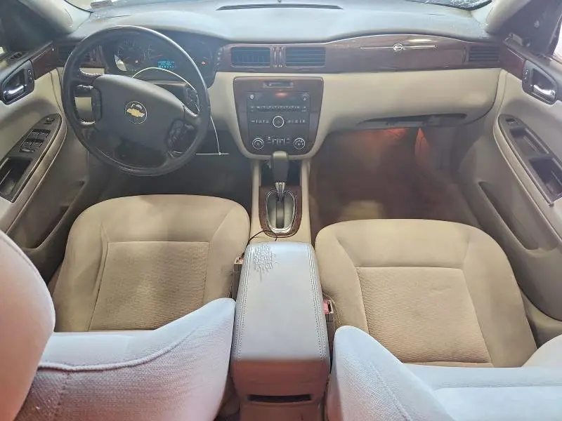 2010 CHEVROLET IMPALA LT  