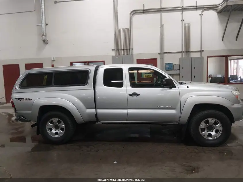 2013 TOYOTA TACOMA BASE V6