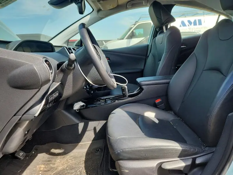 2020 TOYOTA PRIUS XLE AWD-E  