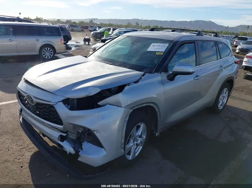 2023 TOYOTA HIGHLANDER LE