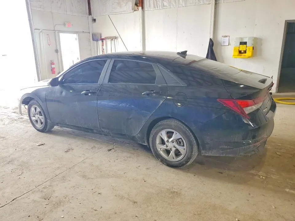 2023 HYUNDAI ELANTRA SE  