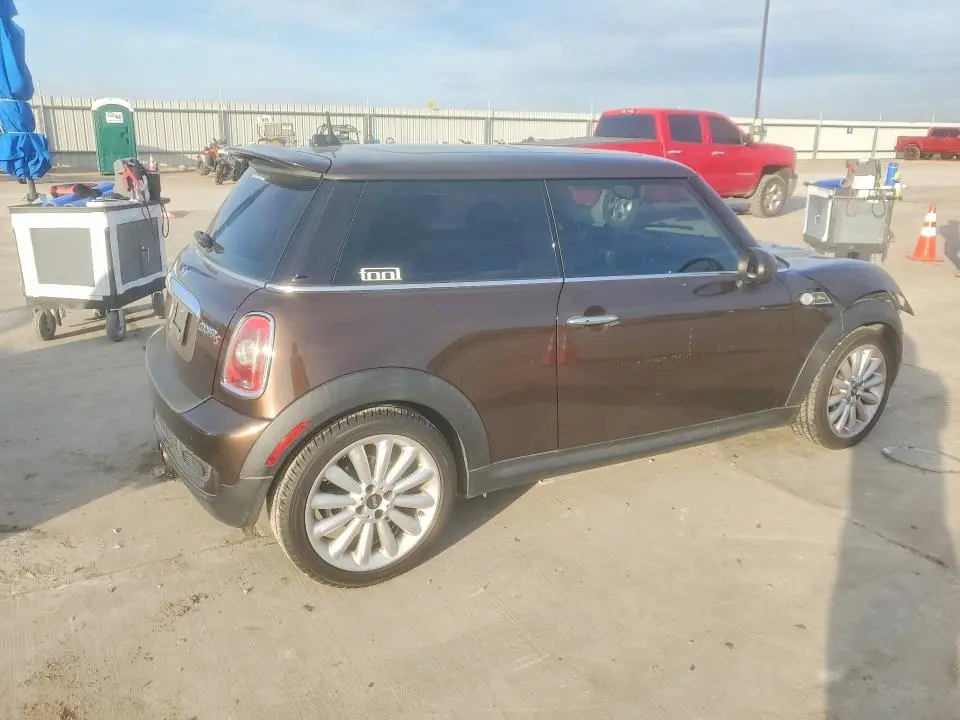 2010 MINI COOPER S  