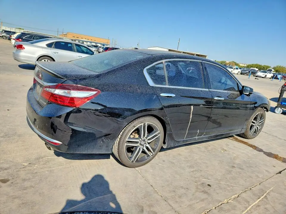 2016 HONDA ACCORD TOURING  