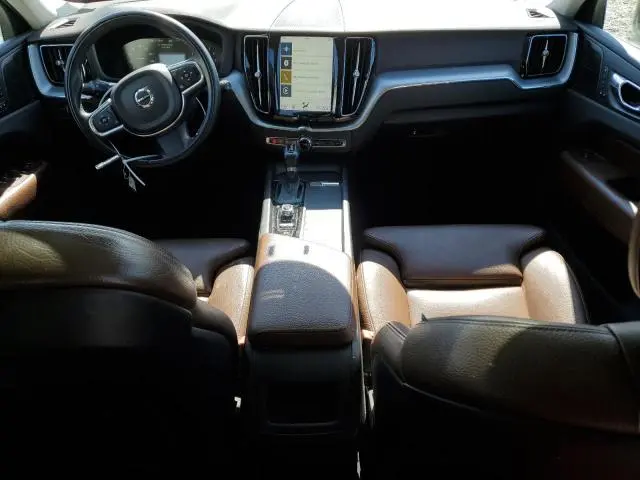 2019 VOLVO XC60 T5  