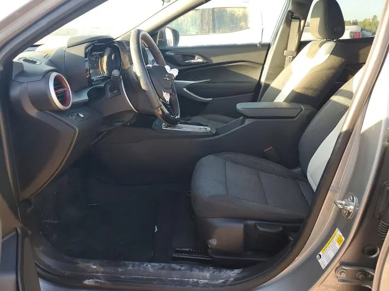 2025 CHEVROLET TRAX 1RS  