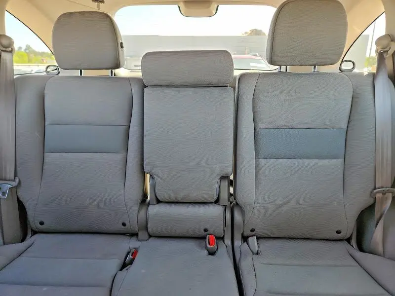 2011 HONDA CR-V LX  