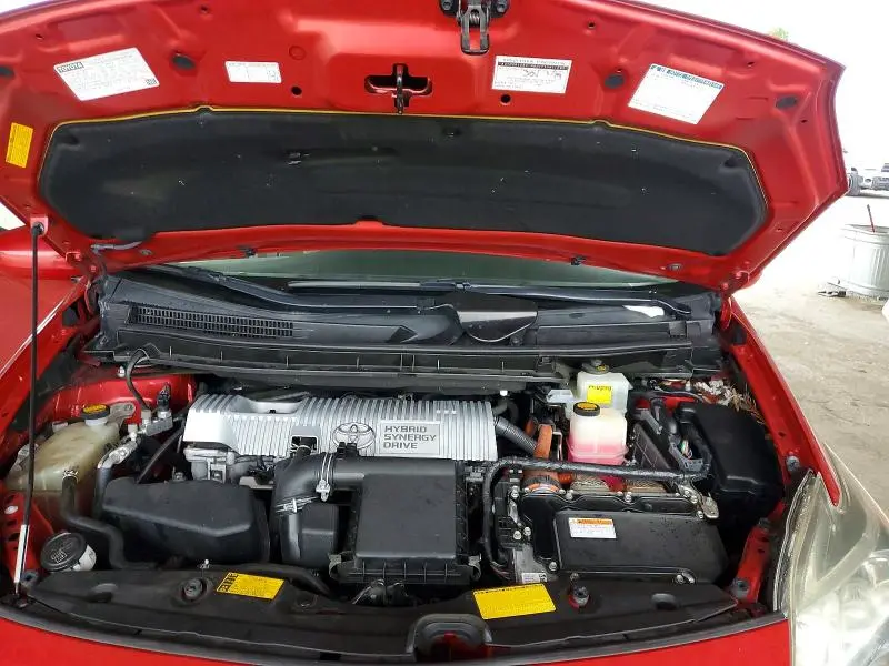 2013 TOYOTA PRIUS FIVE  
