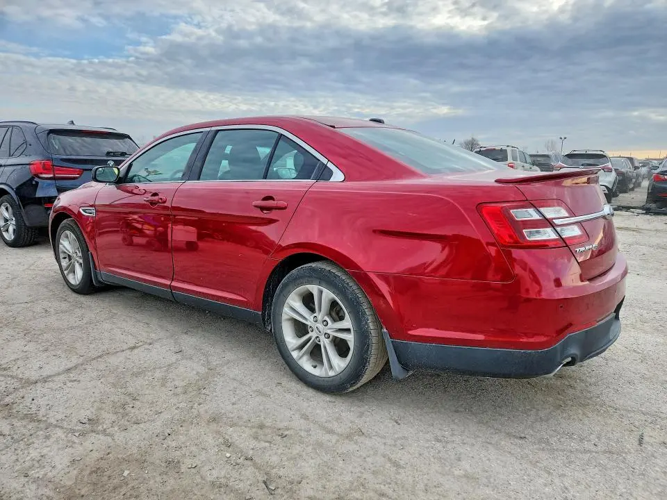 2015 FORD TAURUS SEL  