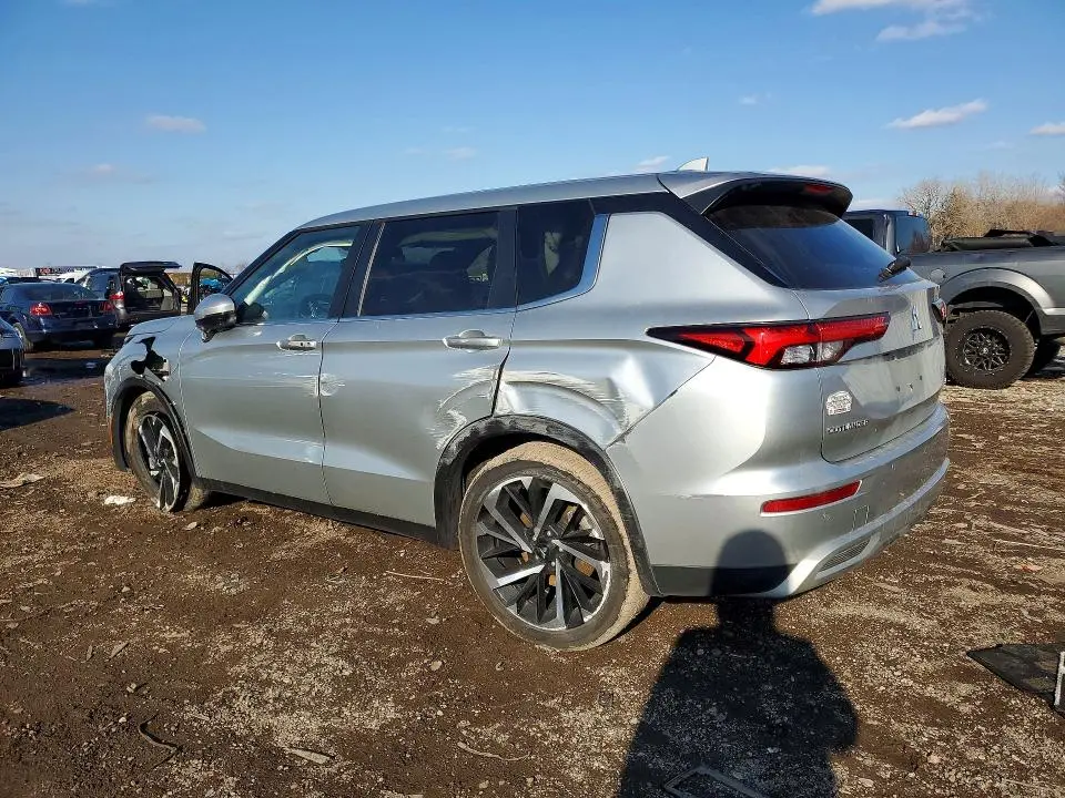 2024 MITSUBISHI OUTLANDER SE  