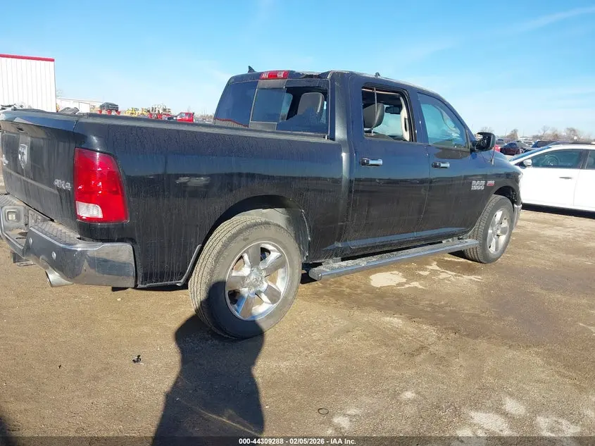 2017 RAM 1500 LONE STAR  4X4 5'7 BOX
