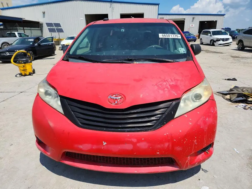 2011 TOYOTA SIENNA BASE 7-PASSENGER  
