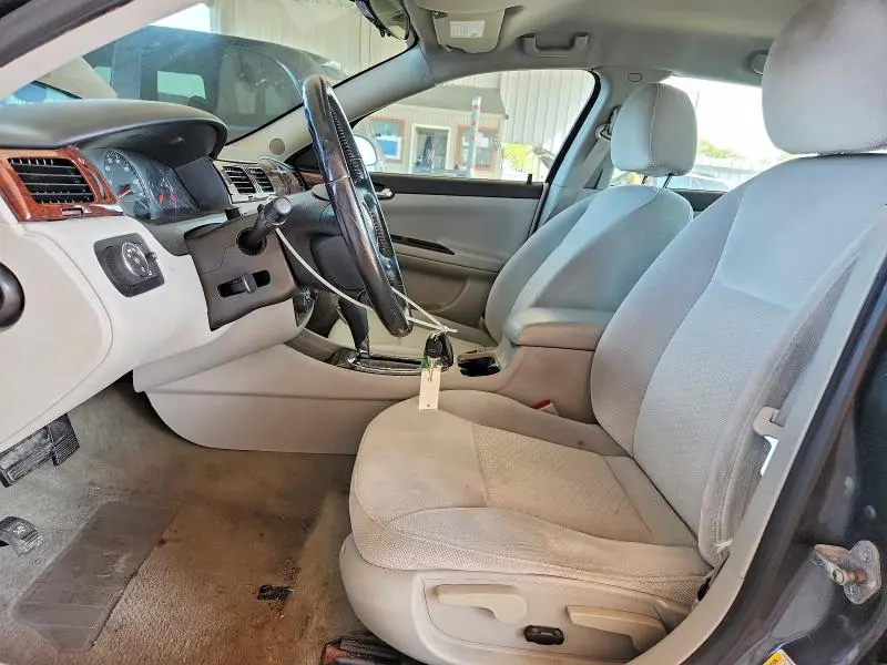 2011 CHEVROLET IMPALA LT  