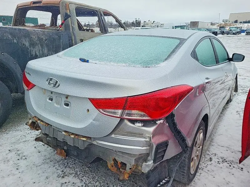 2011 HYUNDAI ELANTRA   