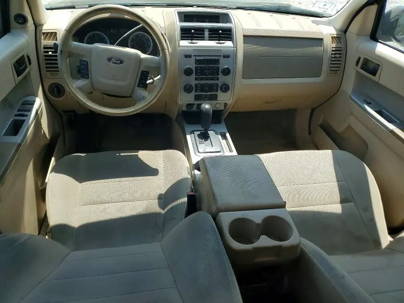 2011 FORD ESCAPE XLT  