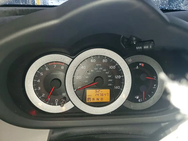 2010 TOYOTA RAV4 BASE  