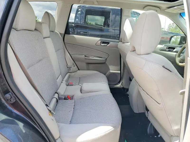 2013 SUBARU FORESTER 2.5X PREMIUM  