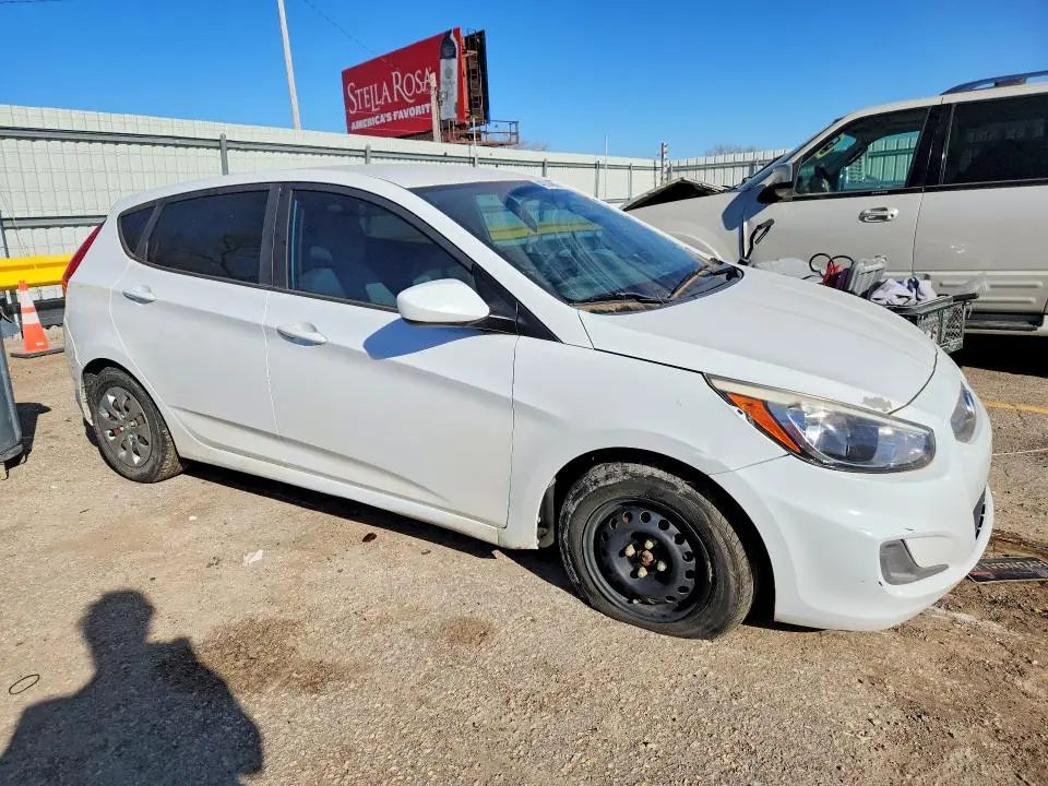 2017 HYUNDAI ACCENT SE  