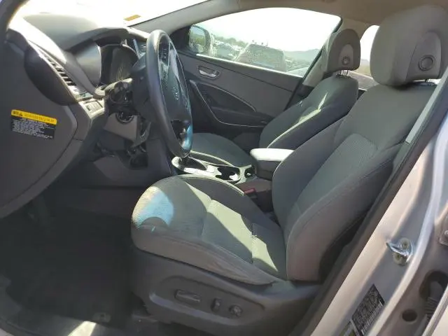 2017 HYUNDAI SANTA FE SE  