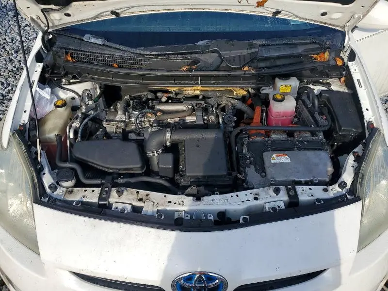 2010 TOYOTA PRIUS III  
