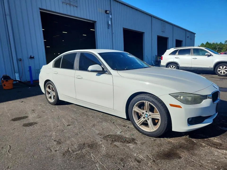 2014 BMW 320 I  