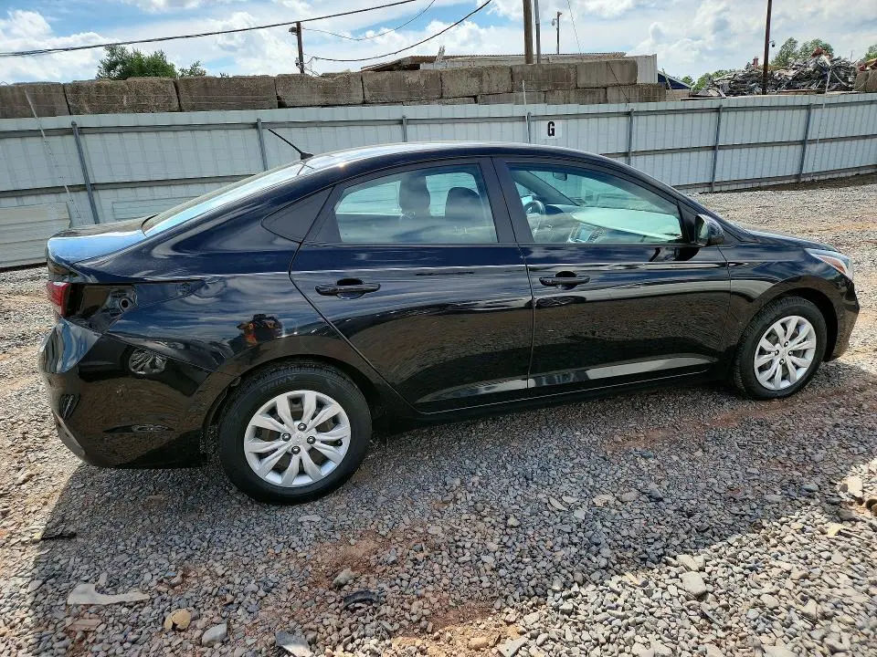 2022 HYUNDAI ACCENT SE  
