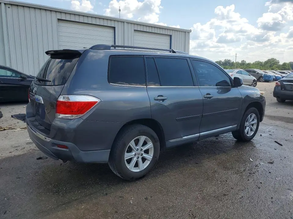 2012 TOYOTA HIGHLANDER BASE  