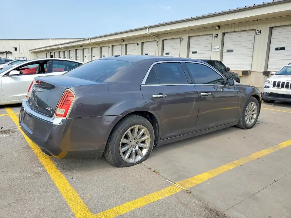 2014 CHRYSLER 300   