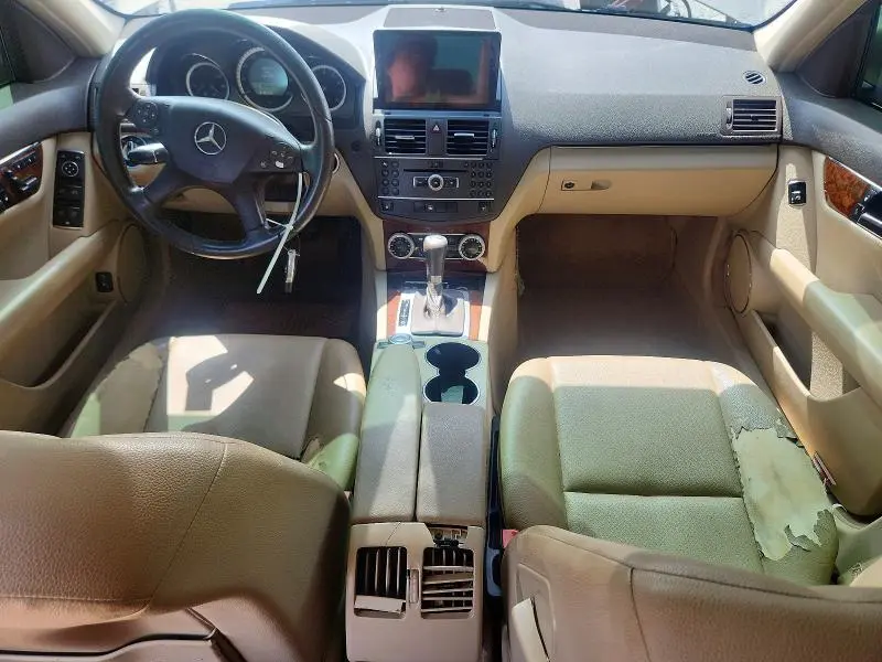 2011 MERCEDES-BENZ C 300  