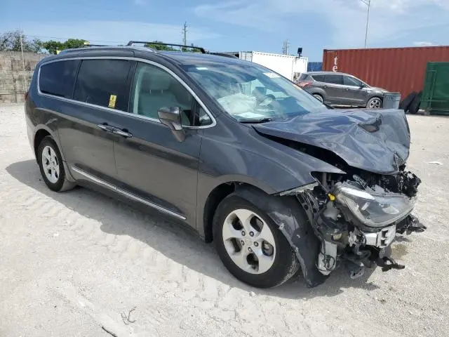 2017 CHRYSLER PACIFICA TOURING L PLUS  