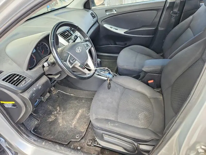 2014 HYUNDAI ACCENT SE  