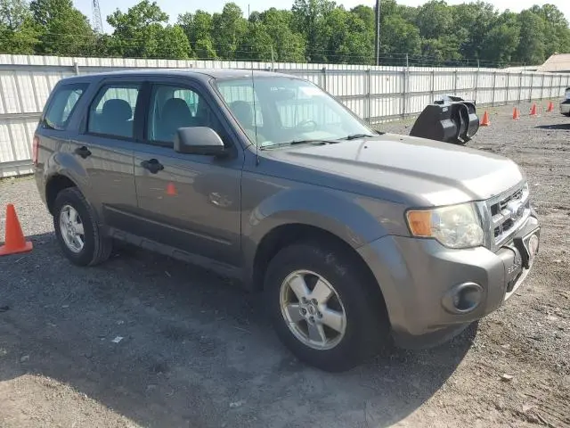 2012 FORD ESCAPE XLS  